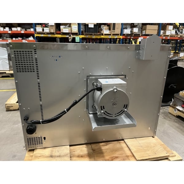 Scratch and Dent MainStreet Equipment EC2-D Double Deck Electric Full Size Convection Oven with Legs - 240V, 1 / 3 Phase, 11.9 kW