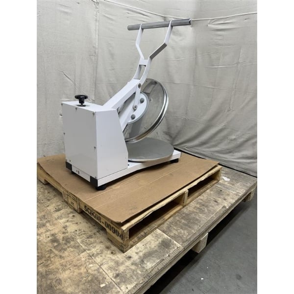 Scratch and Dent Estella DPC18T 18" Dual-Heat Manual Clamshell Pizza / Tortilla Dough Press - 240V, 3300W