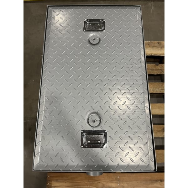 Scratch and Dent Regency 70 lb. 35 GPM Grease Trap with 3" Non-Threaded Connections - PDI Certified