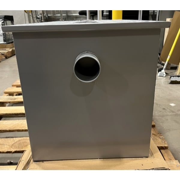Scratch and Dent Regency 70 lb. 35 GPM Grease Trap with 3" Non-Threaded Connections - PDI Certified