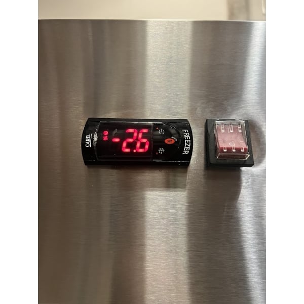 Scratch and Dent Avantco A-49F-HC 54" Solid Door Reach-In Freezer