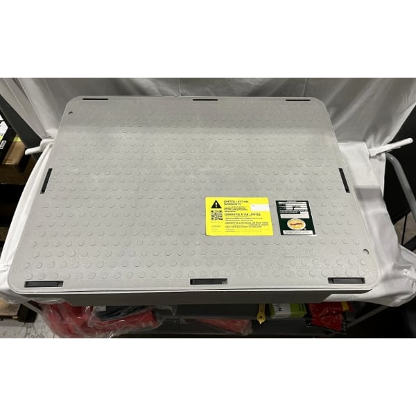 Scratch and Dent Endura 3925A02LO Lo-Pro 50 lb. 25 GPM Low Profile Grease Trap with 2" Hub