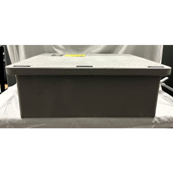 Scratch and Dent Endura 3925A02LO Lo-Pro 50 lb. 25 GPM Low Profile Grease Trap with 2" Hub