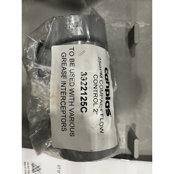 Scratch and Dent Endura 3925A02LO Lo-Pro 50 lb. 25 GPM Low Profile Grease Trap with 2" Hub