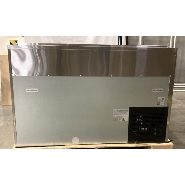 Scratch and Dent Avantco SSPPT-260 60" 2 Door Refrigerated Pizza Prep Table