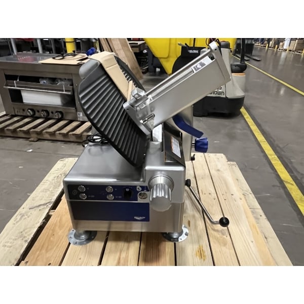 Scratch and Dent Vollrath 40954 12" Heavy Duty Automatic Meat Slicer with Safe Blade Removal System - 3/4 hp
