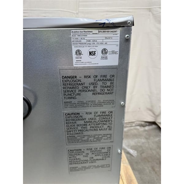 Scratch and Dent Avantco Ice Diamond EUC-H-340-A Air-Cooled Undercounter Half Cube Ice Machine with 99 lb. Storage Bin - 342 lb., 115V