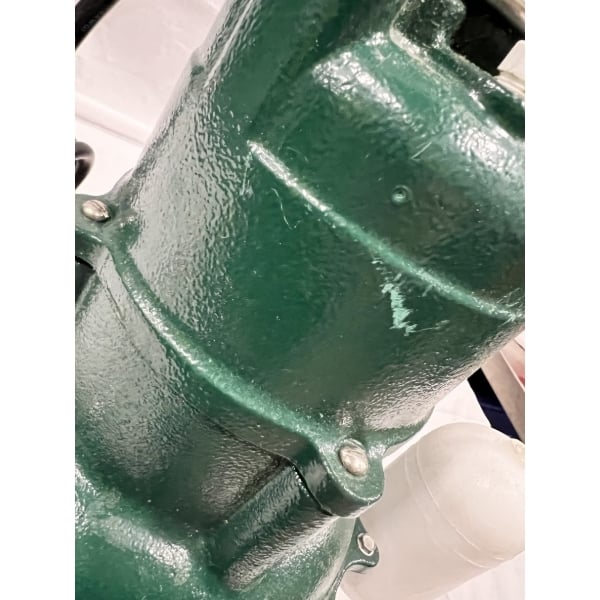 Scratch and Dent Zoeller 264-0001 M264 Automatic Sewage Pump - 115V