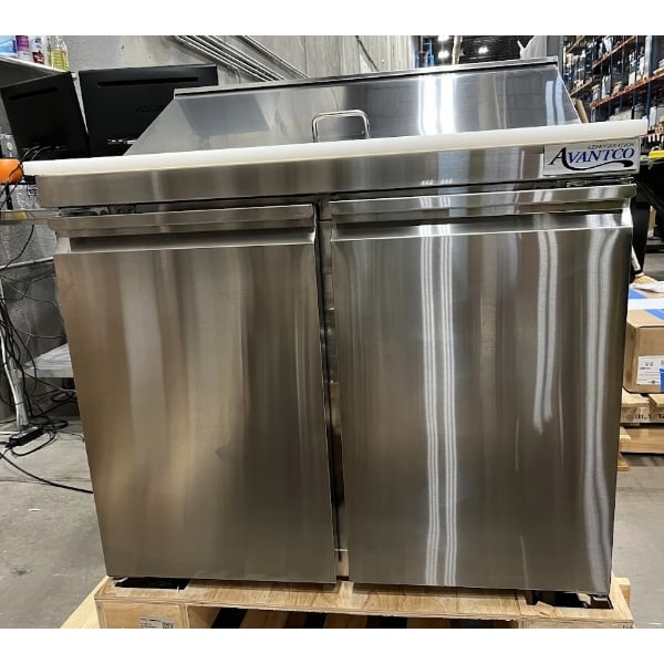 Scratch and Dent Avantco SS-PT-36-HC 36" 2 Door Stainless Steel Refrigerated Sandwich Prep Table