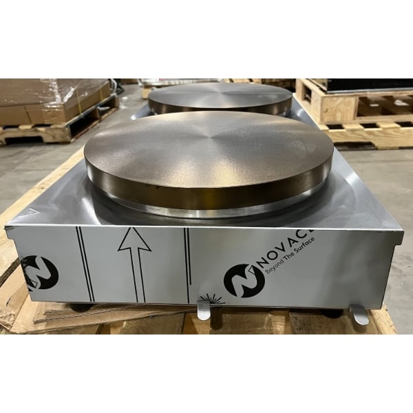Scratch and Dent Krampouz CECIJ4 15 3/4" Dual Electric Cast Iron Crepe Maker - 240V / 3600W