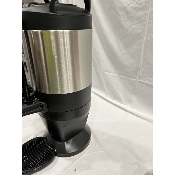 Scratch and Dent Curtis TXSG1501S600 ThermoPro 1.5 Gallon Vacuum Server with Stylized Base