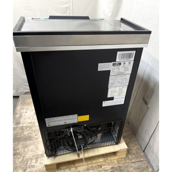 Scratch and Dent Arctic Air AGF24 24" Black Glass Froster