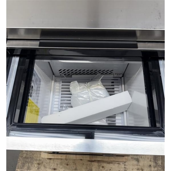 Scratch and Dent Arctic Air AGF24 24" Black Glass Froster