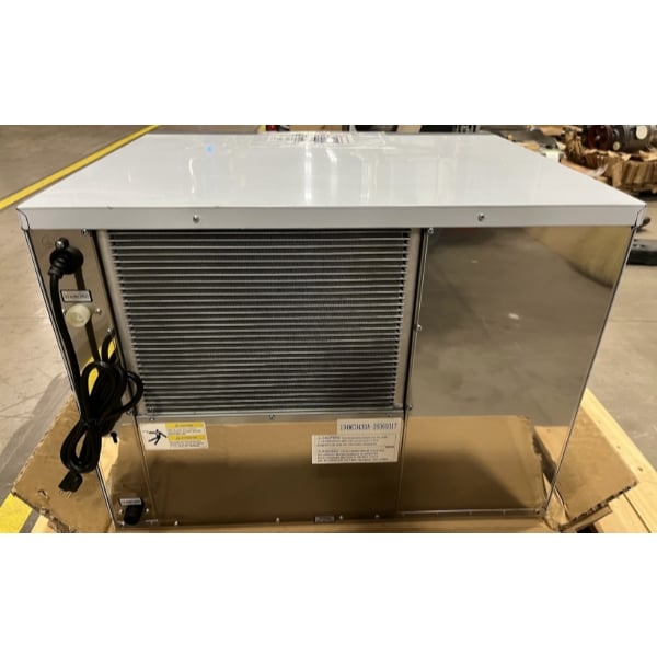 Scratch and Dent Avantco Ice MC-H-430-A 30" Air-Cooled Modular Half Cube Ice Machine - 400 lb., 115V