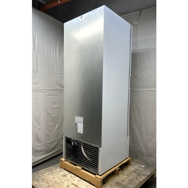 Scratch and Dent Beverage-Air MT23-1W 29 1/2" Marketeer Series White Refrigerated Glass Door Merchandiser with LED Lighting