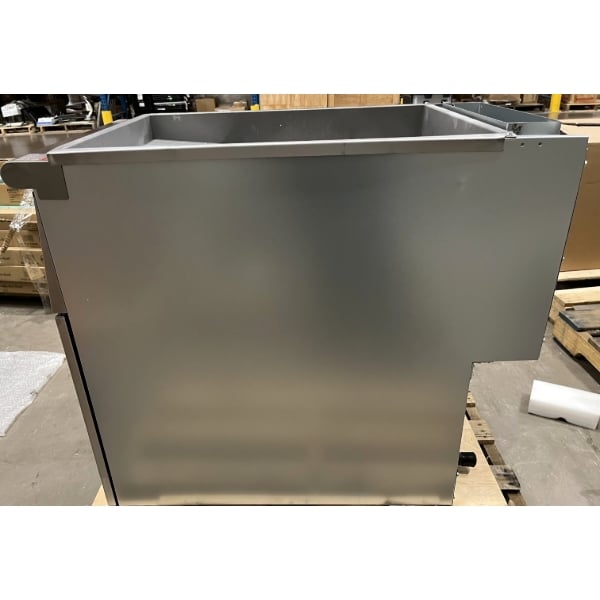 Scratch and Dent Avantco F5-ES-P 65-70 lb. Liquid Propane Stainless Steel Floor Fryer - 100,000 BTU