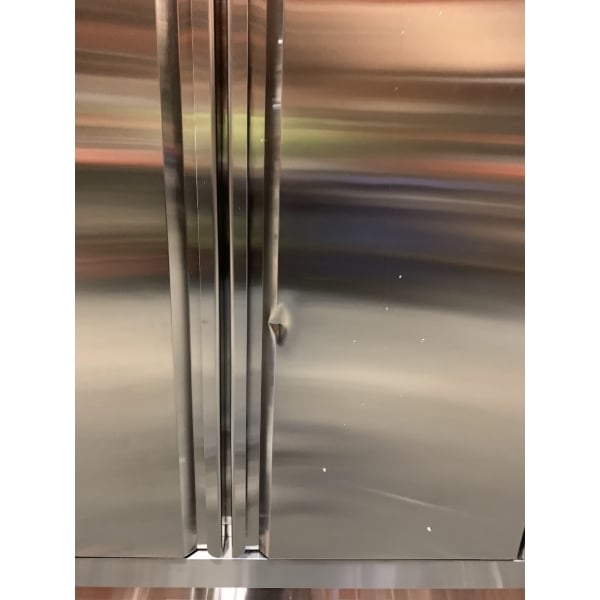 Scratch and Dent Avantco SS-3R-HC 81 5/16" Stainless Steel Solid Door Reach-In Refrigerator