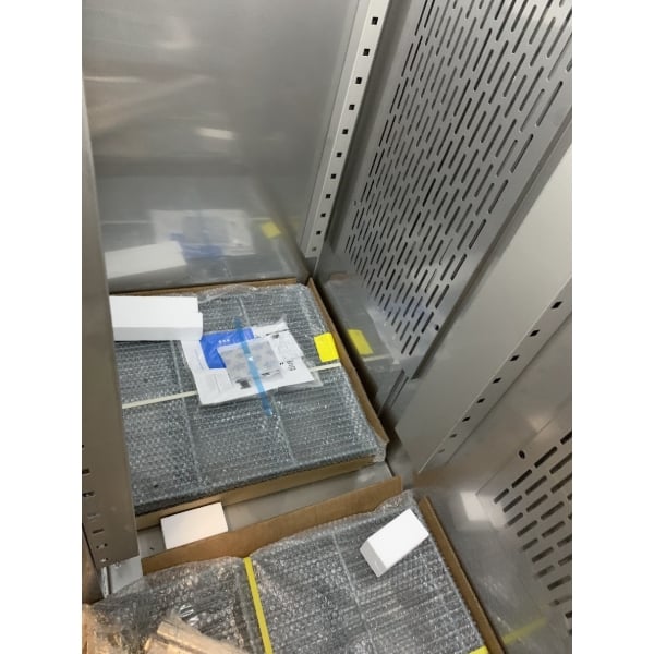 Scratch and Dent Avantco SS-3R-HC 81 5/16" Stainless Steel Solid Door Reach-In Refrigerator