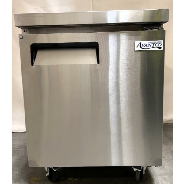Scratch and Dent Avantco AU-27R 27" Undercounter Refrigerator