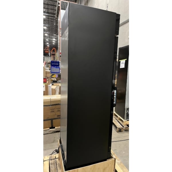 Scratch and Dent Avantco GDC-15-HC 25 5/8" Black Swing Glass Door Merchandiser Refrigerator with LED Lighting