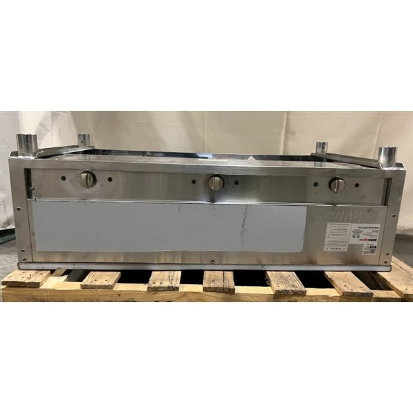Scratch and Dent ServIt Three Pan Open Well Electric Steam Table with Adjustable Undershelf - 120V, 1500W