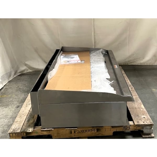 Scratch and Dent Cooking Performance Group GT-CPG-48-NL 48" Gas Countertop Griddle with Flame Failure Protection and Thermostatic Controls - 120,000 BTU