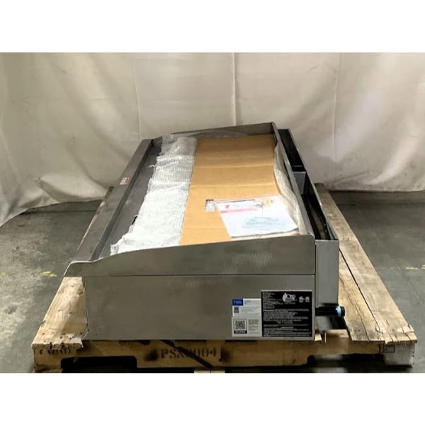 Scratch and Dent Cooking Performance Group GT-CPG-48-NL 48" Gas Countertop Griddle with Flame Failure Protection and Thermostatic Controls - 120,000 BTU