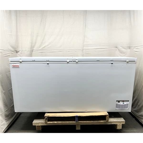 Scratch and Dent Galaxy CF30HC Commercial Chest Freezer - 30 cu. ft.
