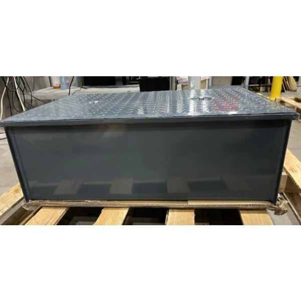 Scratch and Dent Watts WD-20-L-THD 40 lb. Low-Profile Grease Trap with Threaded Connections