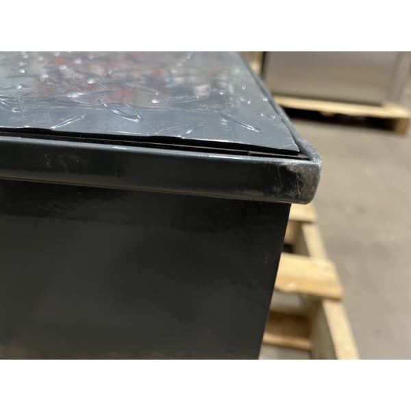 Scratch and Dent Watts WD-20-L-THD 40 lb. Low-Profile Grease Trap with Threaded Connections