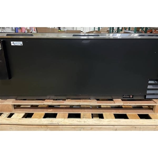 Scratch and Dent Avantco HBB-95-HC 95" Black Horizontal Bottle Cooler