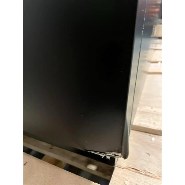 Scratch and Dent Avantco HBB-95-HC 95" Black Horizontal Bottle Cooler