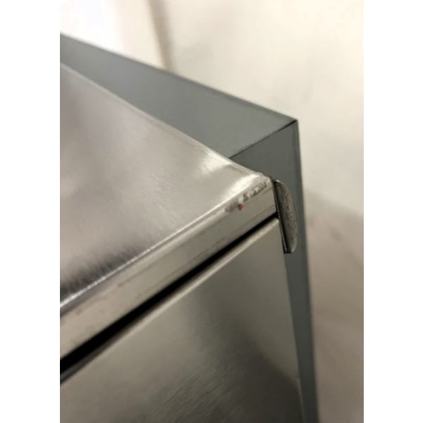 Scratch and Dent Manitowoc UYP0140A-161B NEO 26" Air-Cooled Undercounter Half Dice Cube Ice Machine with 90 lb. Storage Bin - 150 lb., 115V