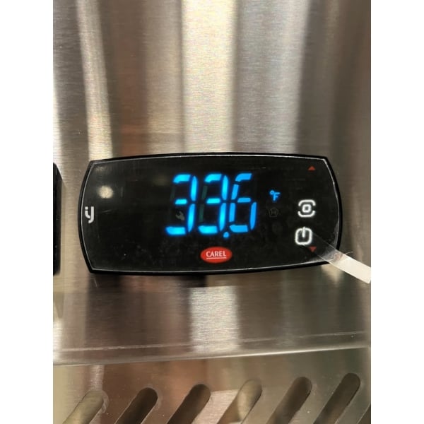 Scratch and Dent Avantco Z2-R-HC 54" Solid Door Stainless Steel Reach-In Refrigerator