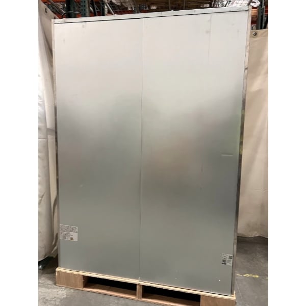 Scratch and Dent Avantco Z2-R-HC 54" Solid Door Stainless Steel Reach-In Refrigerator