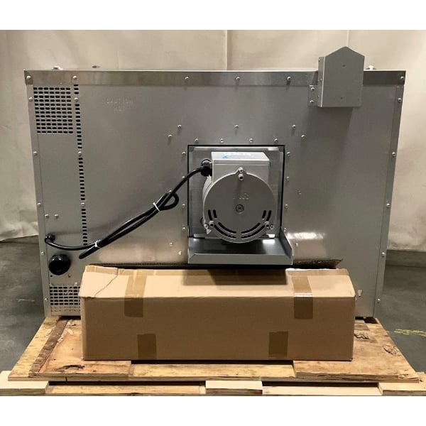 Scratch and Dent MainStreet Equipment EC1-C Single Deck Electric Full Size Convection Oven with Legs - 208V, 3 / 1 Phase, 11 kW