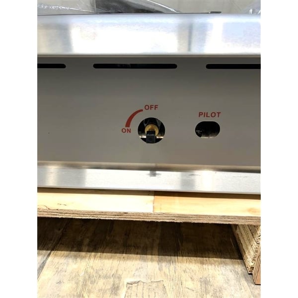Scratch and Dent Cooking Performance Group CL-CPG-48-NL 48" Gas Countertop Lava Briquette Charbroiler - 120,000 BTU