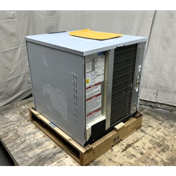 Scratch and Dent Scotsman MC0322SAX-1A Prodigy Elite® Series 22" Air-Cooled Small Cube Ice Machine - 362 lb., 115V