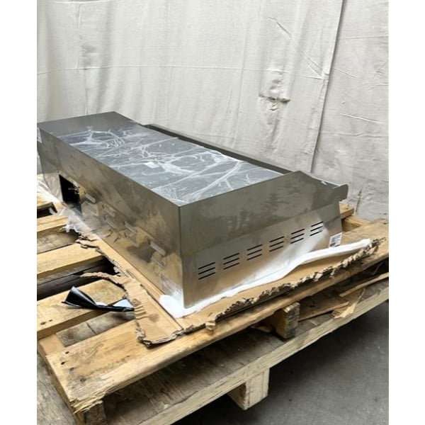 Scratch and Dent Avantco EG36N 36" Electric Countertop Griddle - 208/240V, 7.4 kW-10 kW
