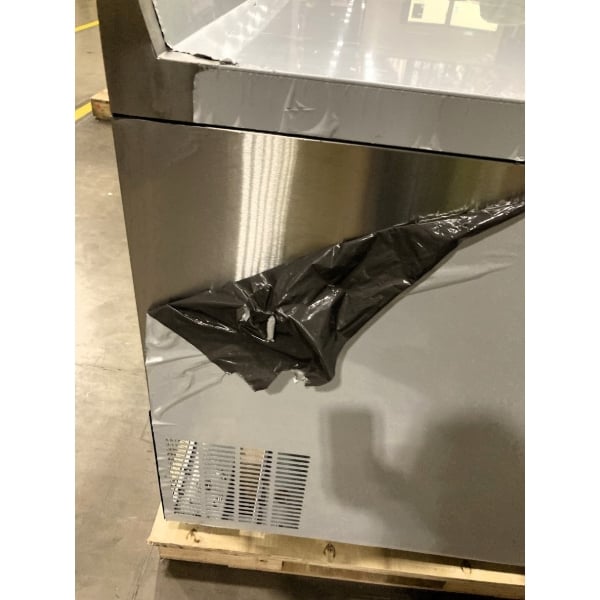 Scratch and Dent Avantco AWT-60F 60" Worktop Freezer with 3 1/2" Backsplash