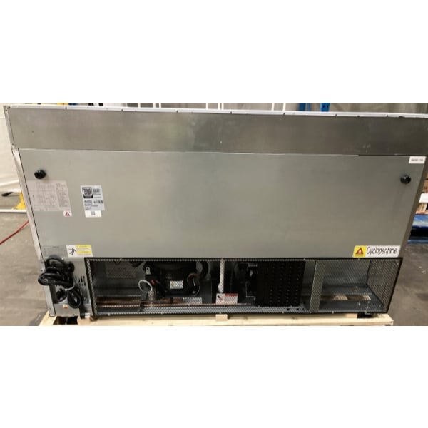 Scratch and Dent Avantco AWT-60F 60" Worktop Freezer with 3 1/2" Backsplash