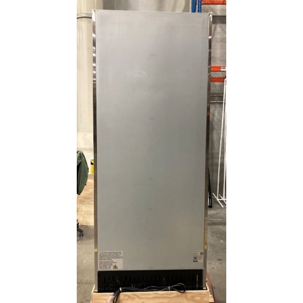 Scratch and Dent Avantco A-23R-G-HC 29" Glass Door Reach-In Refrigerator