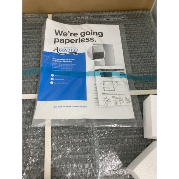 Scratch and Dent Avantco A-23R-G-HC 29" Glass Door Reach-In Refrigerator