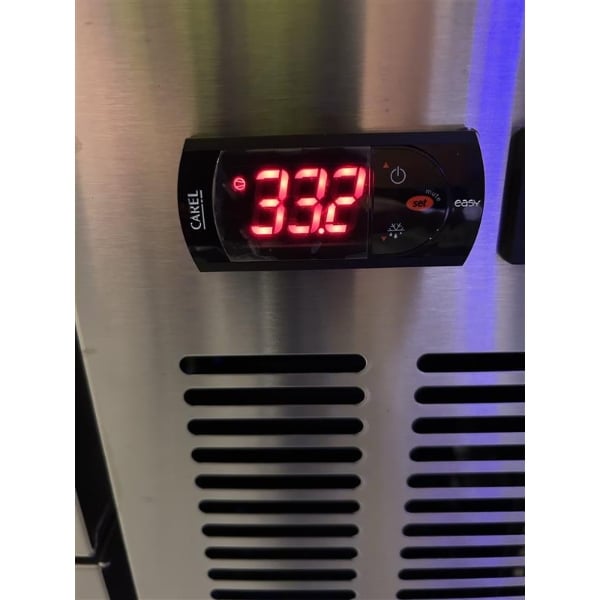 Scratch and Dent Avantco CBE-48-HC 48" 2 Drawer Refrigerated Chef Base