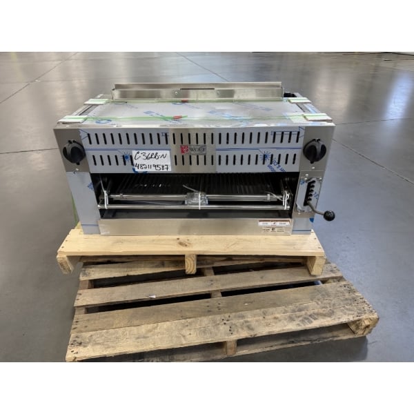 Scratch and Dent Wolf by Vulcan C36RB-N Natural Gas 36" Radiant Salamander Broiler - 50,000 BTU