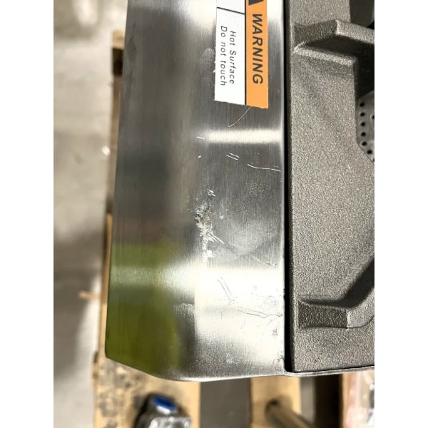 Scratch and Dent Cooking Performance Group R-CPG-12-NL 2 Burner Gas Countertop Range / Hot Plate - 44,000 BTU