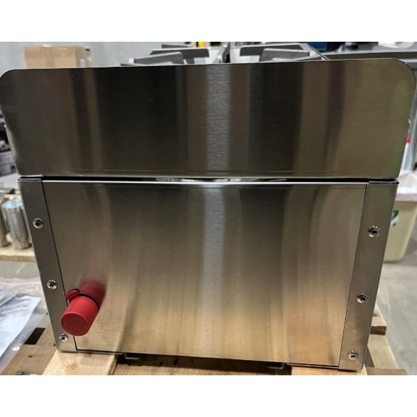 Scratch and Dent Cooking Performance Group R-CPG-12-NL 2 Burner Gas Countertop Range / Hot Plate - 44,000 BTU