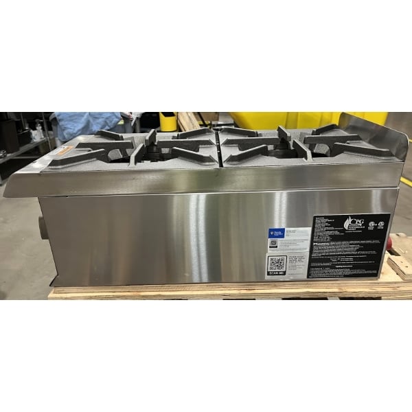 Scratch and Dent Cooking Performance Group R-CPG-12-NL 2 Burner Gas Countertop Range / Hot Plate - 44,000 BTU