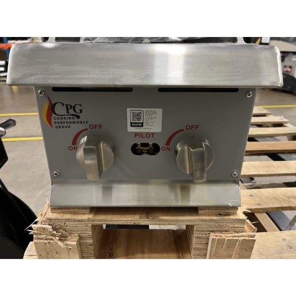 Scratch and Dent Cooking Performance Group R-CPG-12-NL 2 Burner Gas Countertop Range / Hot Plate - 44,000 BTU