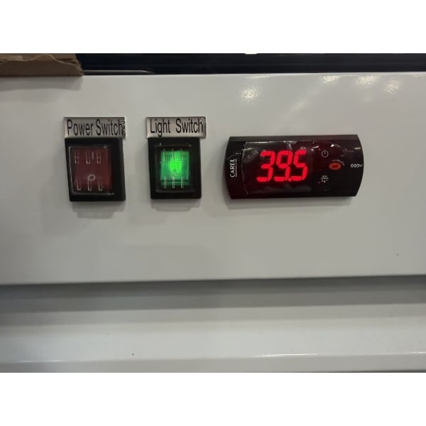 Scratch and Dent Avantco GDC-10-HC 21 5/8" White Swing Glass Door Merchandiser Refrigerator with LED Lighting